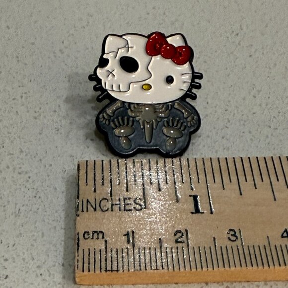 HELLO KITTY Skeleton Badge Pin - Picture 4 of 5